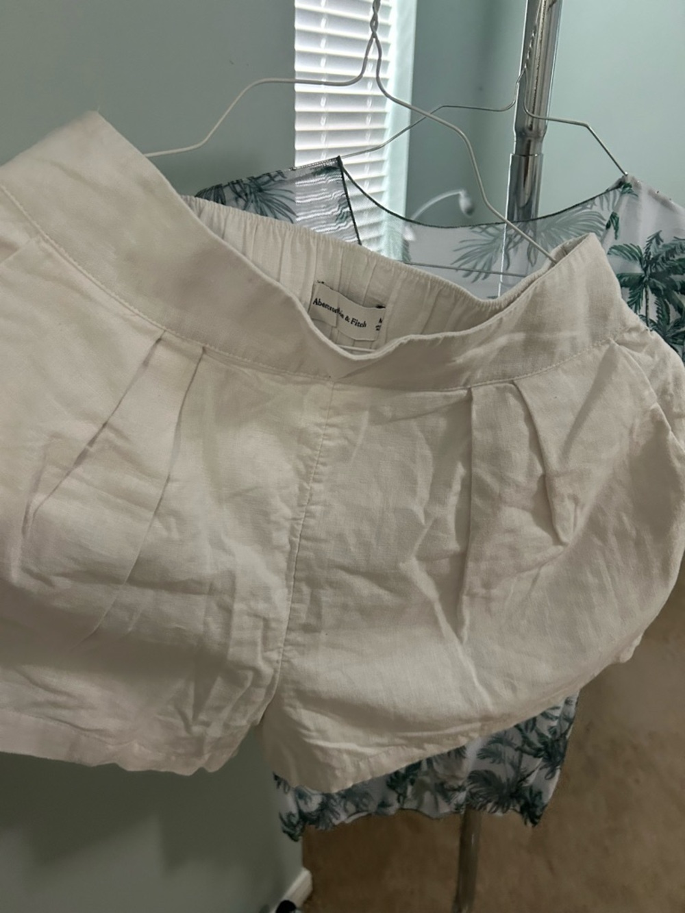 Reseller bundle women’s teen clothing branded dresses romper shorts. Leith - Picture 16 of 16